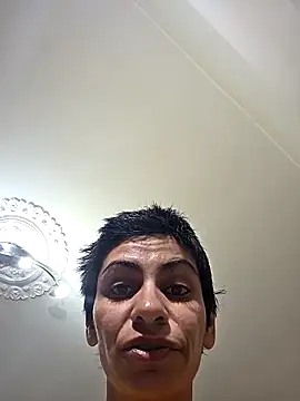 Snapshot of hotSANDRA_STARR chatting on 4, 10, 2025 hotSANDRA STARR online show from 4, 10, 2025