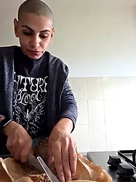 Snapshot of hotSANDRA_STARR chatting on 10, 10, 2025 hotSANDRA STARR online show from 10, 10, 2025