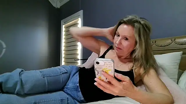 Lisaisluscious online show from 16, 1, 2026