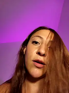 VickyHoult online show from 2, 3, 2025