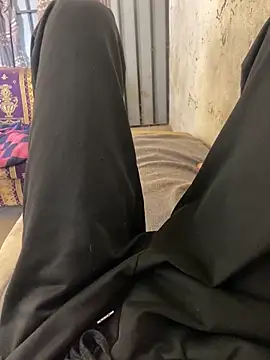 Snapshot of stevesaa chatting on 7, 11, 2025 stevesaa online show from 7, 11, 2025