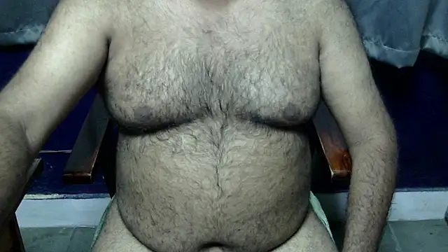 Snapshot of hairysubcub_70 chatting on 9, 7, 2026 hairysubcub 70 online show from 9, 7, 2026