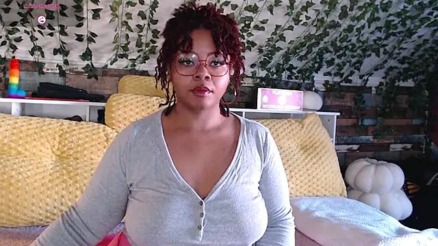 Snapshot of -khayaparker chatting on 4, 1, 2025 -khayaparker online show from 4, 1, 2025