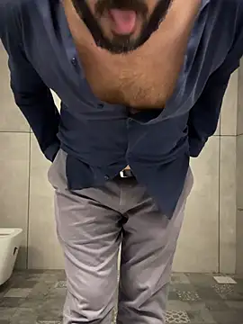 Snapshot of Spicy_aryan chatting on 1, 4, 2026 Spicy aryan online show from 1, 4, 2026