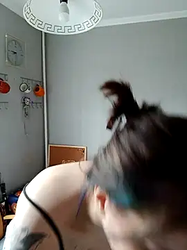 Snapshot of LazyTanukii chatting on 27, 10, 2025 LazyTanukii online show from 27, 10, 2025