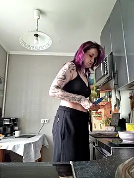 LazyTanukii online show from 27, 5, 2026