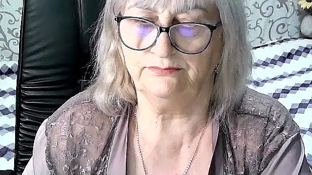 Snapshot of LolkaAlyss chatting on 10, 3, 2025 LolkaAlyss online show from 10, 3, 2025