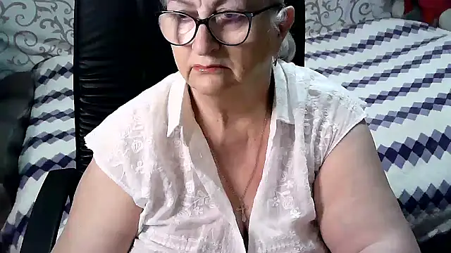 Snapshot of LolkaAlyss chatting on 15, 3, 2025 LolkaAlyss online show from 15, 3, 2025