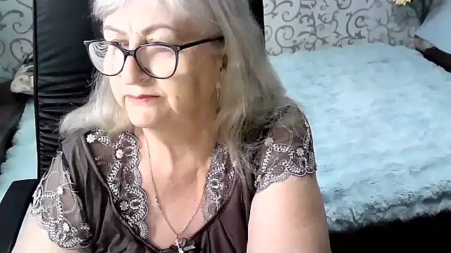 Snapshot of LolkaAlyss chatting on 7, 10, 2025 LolkaAlyss online show from 7, 10, 2025