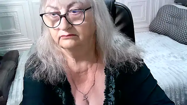 Snapshot of LolkaAlyss chatting on 4, 6, 2026 LolkaAlyss online show from 4, 6, 2026