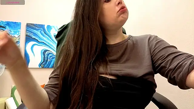 BattyMoll online show from 18, 10, 2025