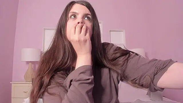 BattyMoll online show from 21, 12, 2025