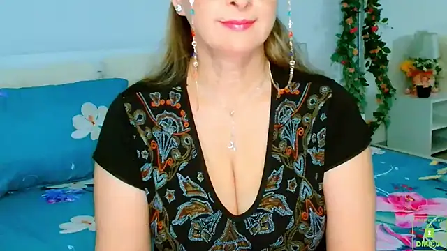 Snapshot of Tyana40 chatting on 21, 3, 2025 Tyana40 online show from 21, 3, 2025