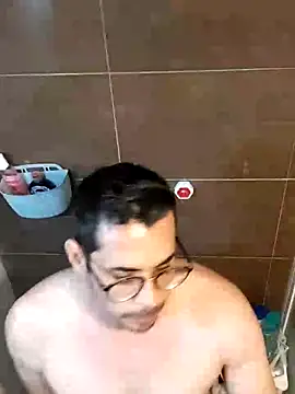 Snapshot of towers_j chatting on 16, 2, 2025 towers j online show from 16, 2, 2025