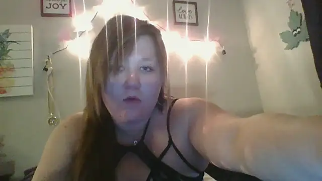 Snapshot of JadeDaMilf chatting on 5, 3, 2025 JadeDaMilf online show from 5, 3, 2025