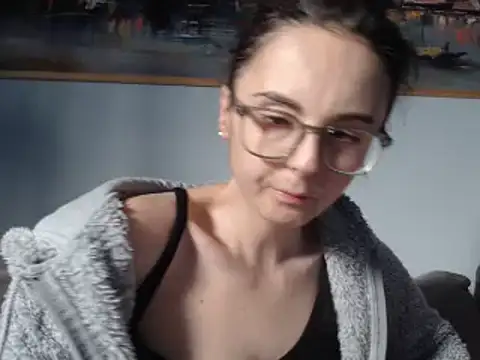 Snapshot of cleophee chatting on 17, 2, 2025 cleophee online show from 17, 2, 2025