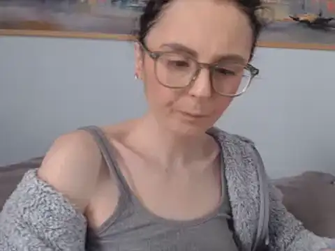 Snapshot of cleophee chatting on 1, 3, 2025 cleophee online show from 1, 3, 2025