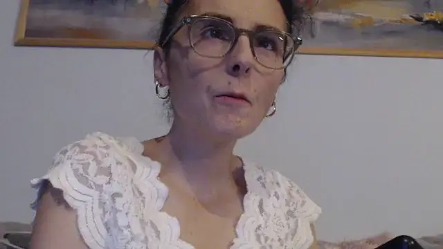 Snapshot of cleophee chatting on 14, 10, 2025 cleophee online show from 14, 10, 2025