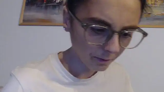 Snapshot of cleophee chatting on 18, 10, 2025 cleophee online show from 18, 10, 2025