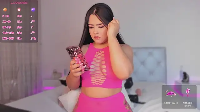 sophy champagne online show from 14, 3, 2025