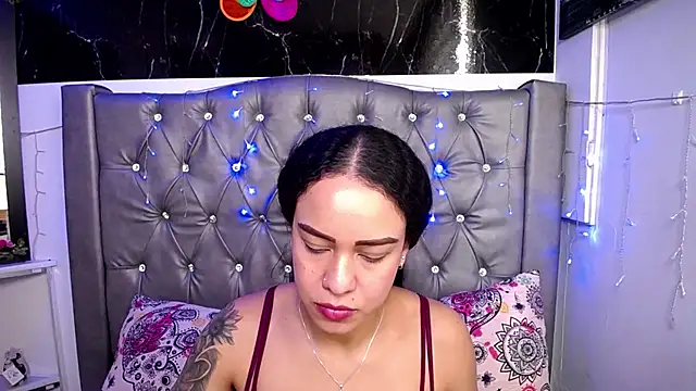 LAILAGUMMY online show from 19, 2, 2025