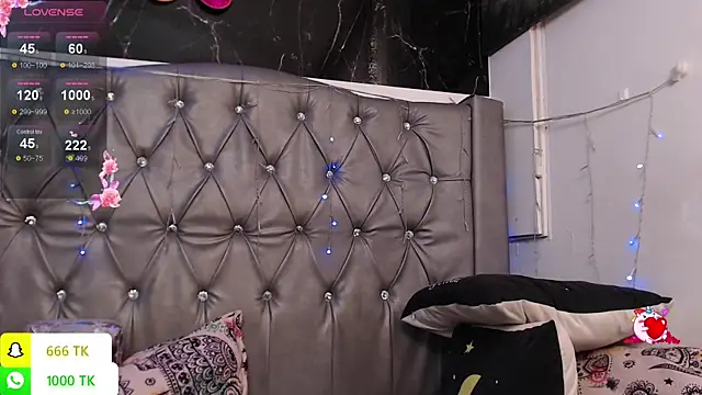 LAILAGUMMY online show from 14, 4, 2026