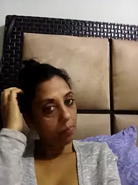 Snapshot of Mahi4luv chatting on 24, 10, 2025 Mahi4luv online show from 24, 10, 2025