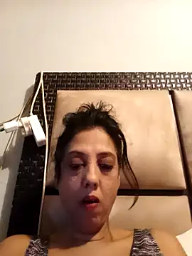 Snapshot of Mahi4luv chatting on 10, 4, 2026 Mahi4luv online show from 10, 4, 2026