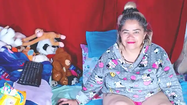 Snapshot of estrellita_fugaz16x chatting on 16, 10, 2025 estrellita fugaz16x online show from 16, 10, 2025