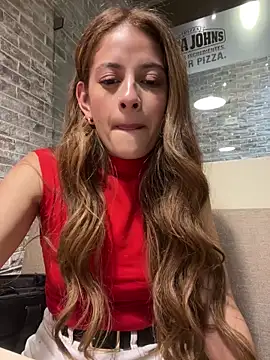 Snapshot of alana15 chatting on 27, 12, 2024 alana15 online show from 27, 12, 2024