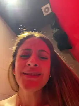 Snapshot of alana15 chatting on 31, 12, 2024 alana15 online show from 31, 12, 2024