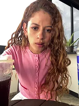 Snapshot of alana15 chatting on 24, 1, 2025 alana15 online show from 24, 1, 2025