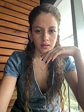 Snapshot of alana15 chatting on 25, 1, 2025 alana15 online show from 25, 1, 2025