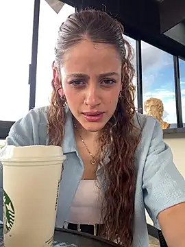 Snapshot of alana15 chatting on 31, 1, 2025 alana15 online show from 31, 1, 2025