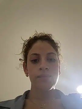 Snapshot of alana15 chatting on 5, 2, 2025 alana15 online show from 5, 2, 2025