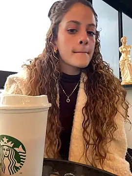 Snapshot of alana15 chatting on 4, 3, 2025 alana15 online show from 4, 3, 2025