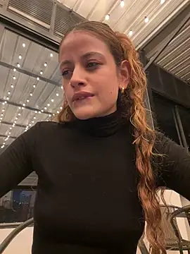 Snapshot of alana15 chatting on 6, 3, 2025 alana15 online show from 6, 3, 2025