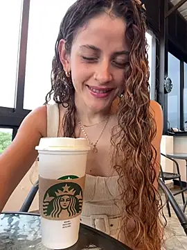 Snapshot of alana15 chatting on 11, 3, 2025 alana15 online show from 11, 3, 2025