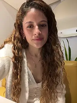 Snapshot of alana15 chatting on 15, 3, 2025 alana15 online show from 15, 3, 2025