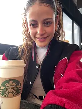 Snapshot of alana15 chatting on 17, 3, 2025 alana15 online show from 17, 3, 2025