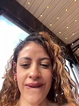 Snapshot of alana15 chatting on 11, 11, 2025 alana15 online show from 11, 11, 2025