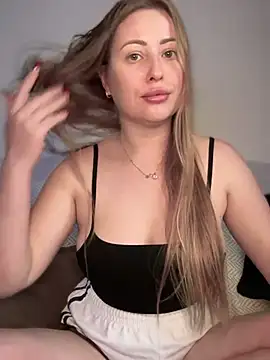 Snapshot of AlisaWhite chatting on 13, 1, 2025 AlisaWhite online show from 13, 1, 2025