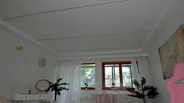 TiffanyHouston  online show from 8, 12, 2024