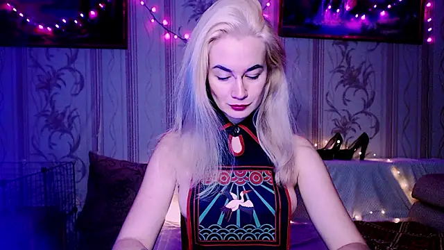 xxxcharismaaa online show from 3, 2, 2026