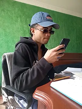 pinedasex777 online show from 7, 11, 2025