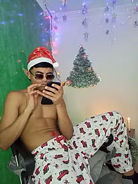 pinedasex777 online show from 20, 12, 2025