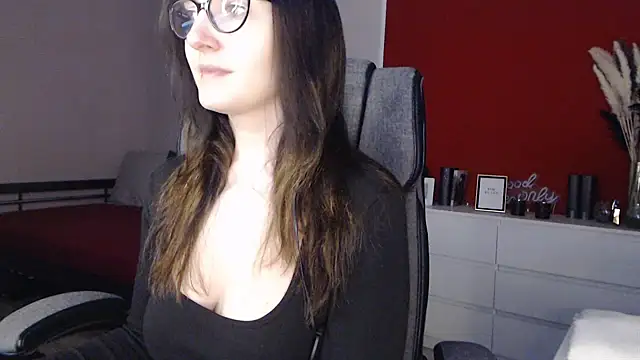 Alina Lamour online show from 19, 2, 2026