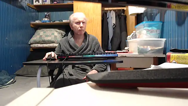 Snapshot of Vgy67Z95 chatting on 15, 10, 2025 Vgy67Z95 online show from 15, 10, 2025