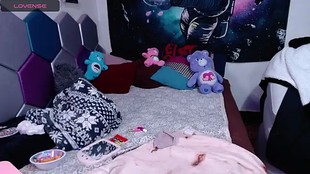 lil daisy7 online show from 8, 1, 2025