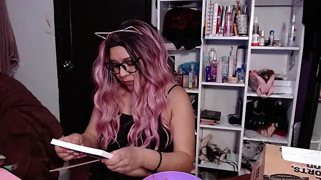 lil daisy7 online show from 31, 1, 2025